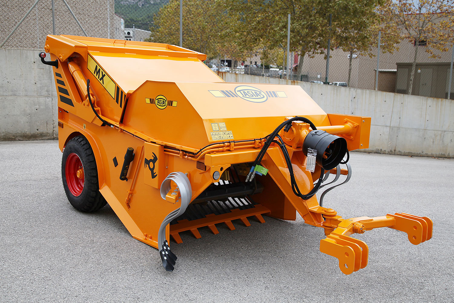 Камнеуборочная машина MX-15 5