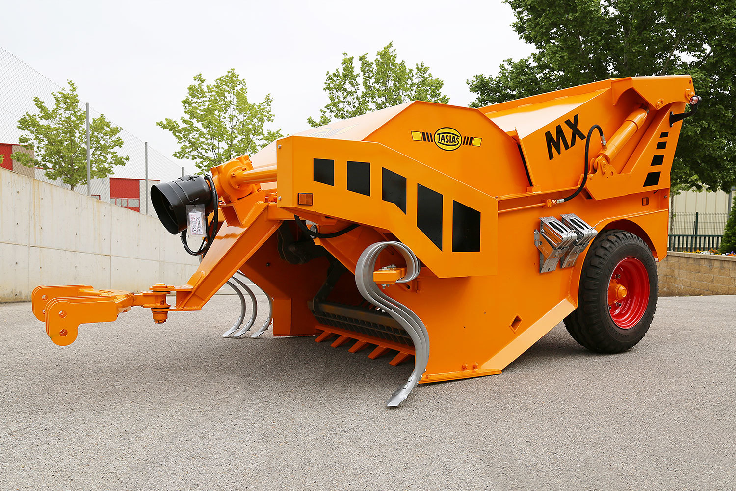 Камнеуборочная машина MX-15 8
