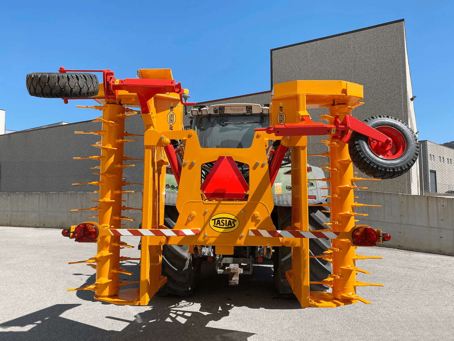 Rastrillo hilerador de piedras RP 3