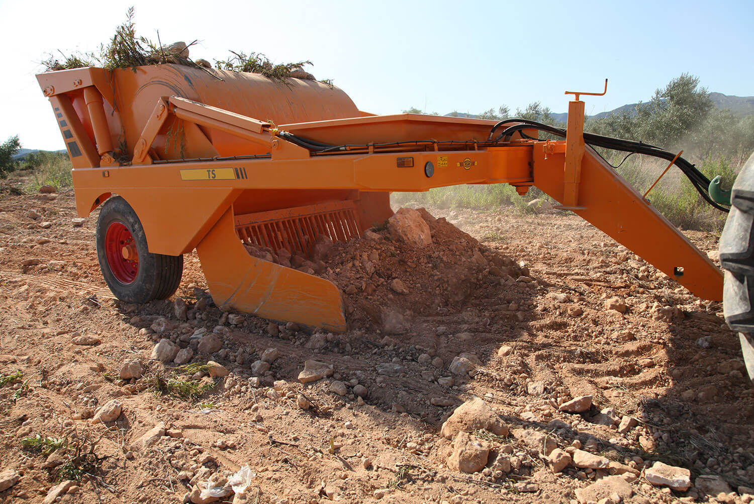 Камнеуборочная машина TS 16